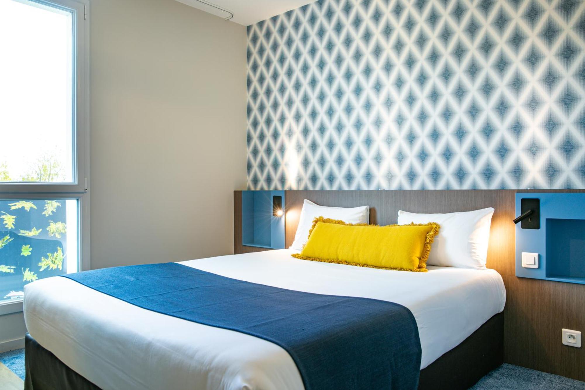The Originals Boutique Hotel Restaurant Saint James, Montaigu-Vendee Eksteriør billede